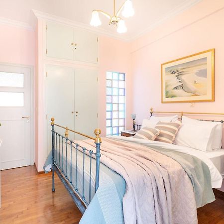 Appartamento Bright, Calming Retreat With A Balcony Near Metro! Atene Esterno foto