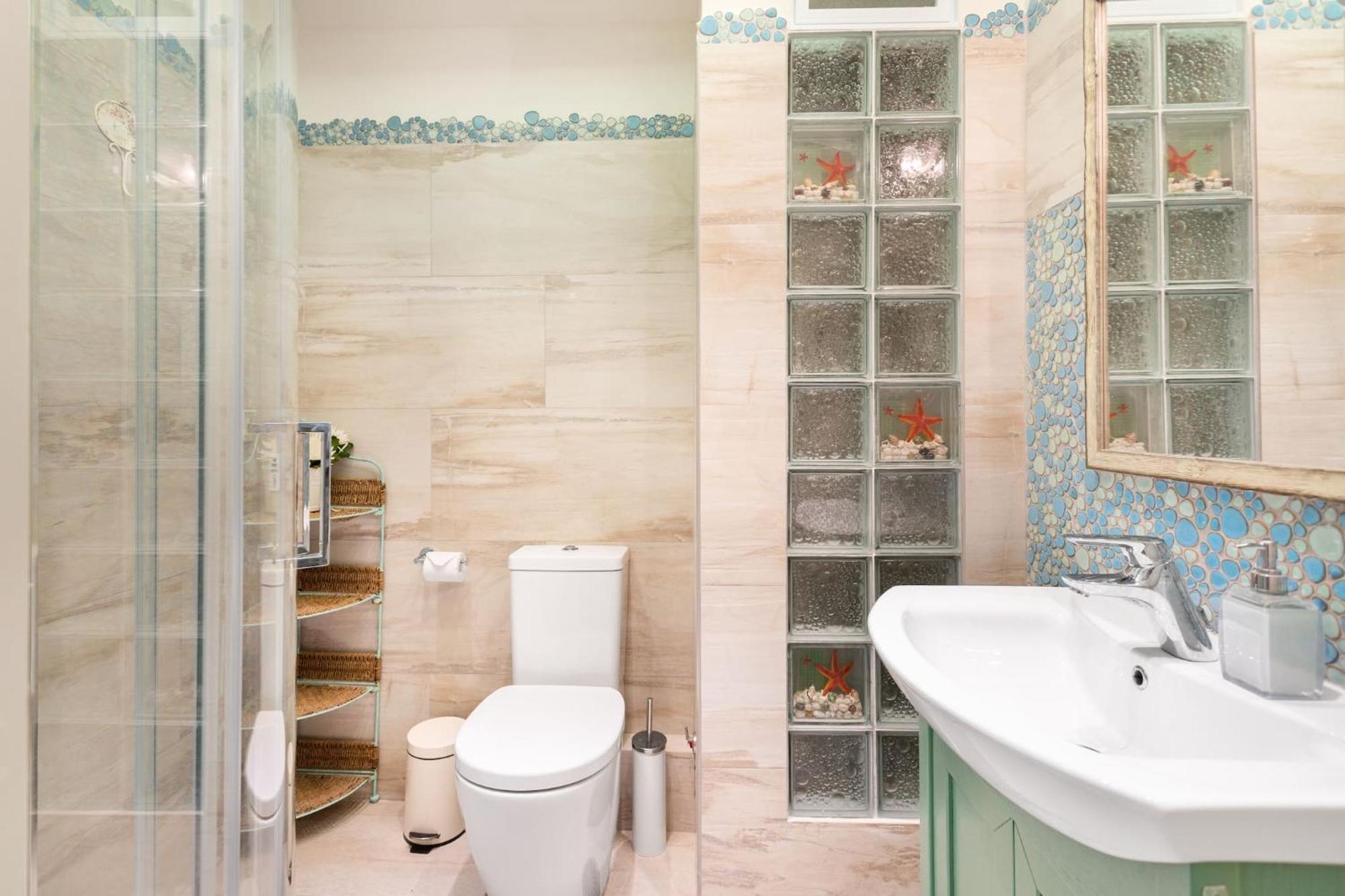 Appartamento Bright, Calming Retreat With A Balcony Near Metro! Atene Esterno foto